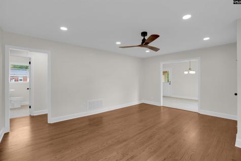 1462 Dahlia Columbia SC 29205