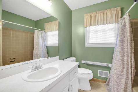 596 Valley Ridge Road Swansea SC 29160