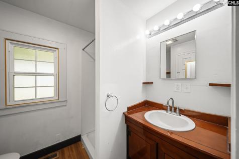 31 Gardner Street S Camden SC 29020