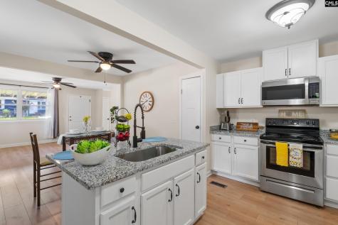 504 Lakeside Columbia SC 29203