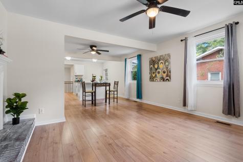504 Lakeside Columbia SC 29203