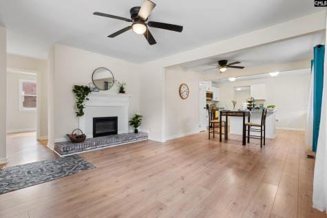 504 Lakeside Columbia SC 29203