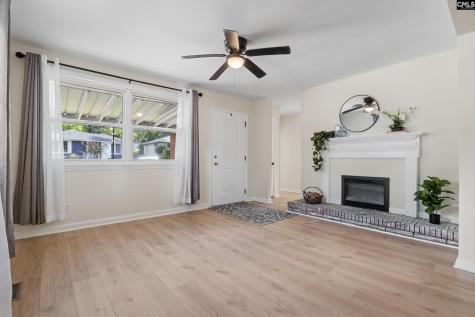 504 Lakeside Columbia SC 29203