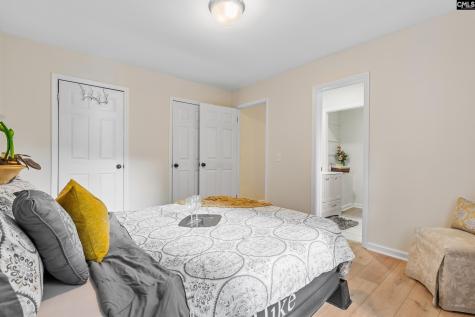 504 Lakeside Columbia SC 29203