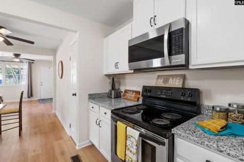 504 Lakeside Columbia SC 29203