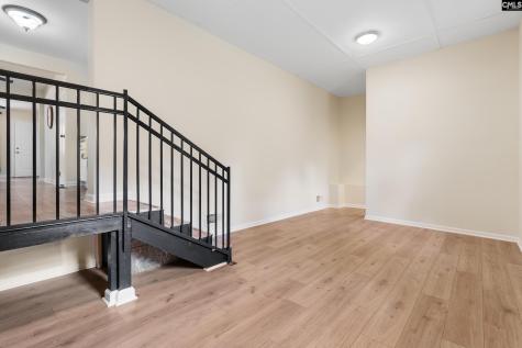 504 Lakeside Columbia SC 29203