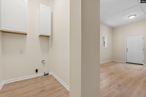 504 Lakeside Columbia SC 29203