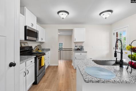 504 Lakeside Columbia SC 29203