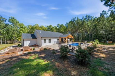 180 Persimmon Drive Saluda SC 29138