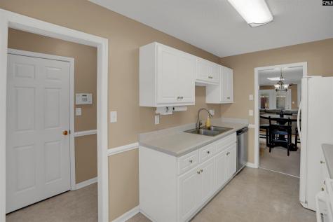 105 Thorn Tree Lane Columbia SC 29212