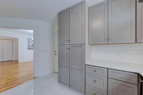 9 Twin Oaks Circle Columbia SC 29209