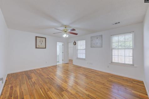 9 Twin Oaks Circle Columbia SC 29209