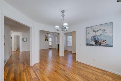 9 Twin Oaks Circle Columbia SC 29209