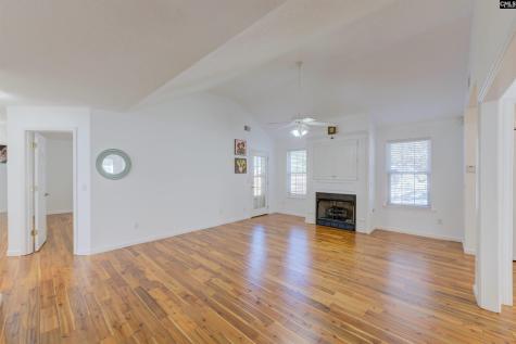 9 Twin Oaks Circle Columbia SC 29209
