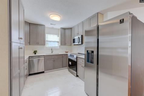 9 Twin Oaks Circle Columbia SC 29209