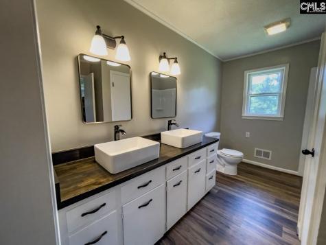 2545 Silverstreet Road Silverstreet SC 29145