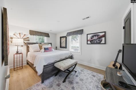 695 Hartzog Barnwell SC 29812