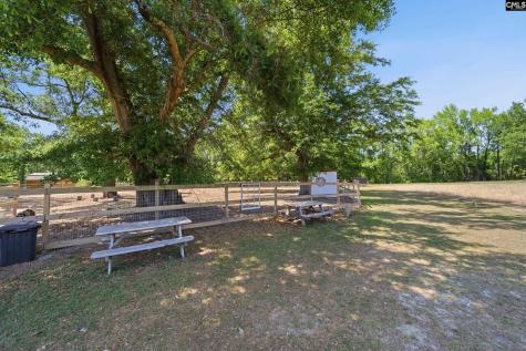 695 Hartzog Barnwell SC 29812