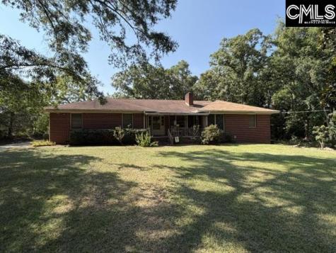 409 Travis Avenue Saluda SC 29138