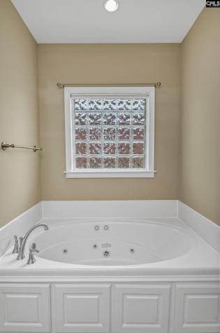 224 Royal Lythan Circle Lexington SC 29072