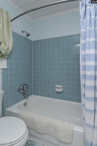 1736 Lake Road Ridgeway SC 29130-0000