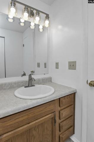 220 N Donar Columbia SC 29229