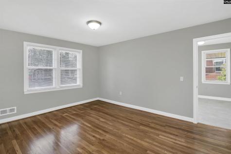 1813 Fairlawn Circle Cayce SC 29033