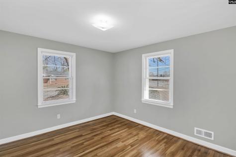1813 Fairlawn Circle Cayce SC 29033