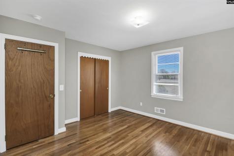 1813 Fairlawn Circle Cayce SC 29033