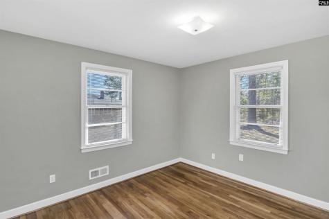 1813 Fairlawn Circle Cayce SC 29033