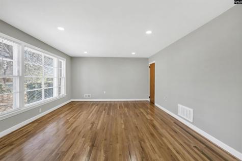 1813 Fairlawn Circle Cayce SC 29033