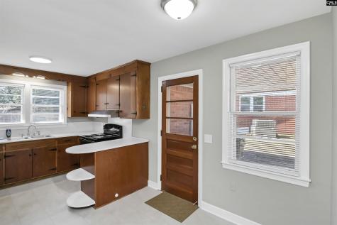 1813 Fairlawn Circle Cayce SC 29033