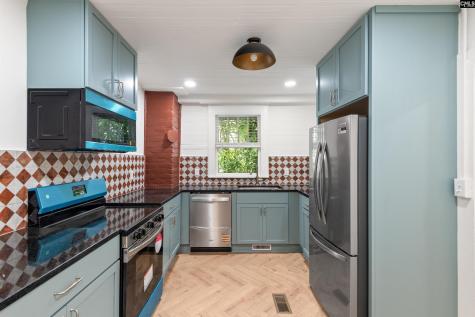 907 Beaufort Street A Columbia SC 29201