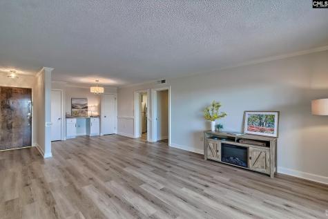 1825 Street Julian Place 10-d Columbia SC 29204