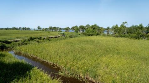 313 Rossdhu Avenue Pawleys Island SC 29585