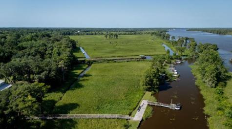 313 Rossdhu Avenue Pawleys Island SC 29585