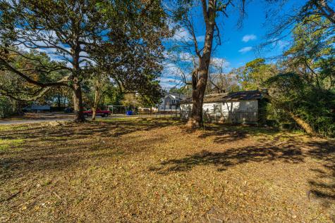 4226 Barnwell Avenue North Charleston SC 29405