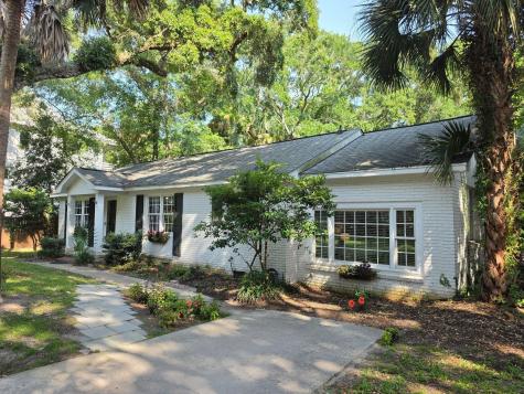 256 Forest Trail Isle Of Palms SC 29451