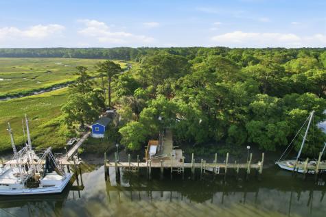 26 Hallmark Road Saint Helena Island SC 29920