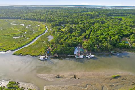26 Hallmark Road Saint Helena Island SC 29920