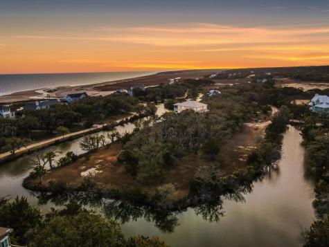 28 Sharks Tooth Circle Edisto Island SC 29438