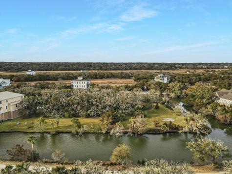 28 Sharks Tooth Circle Edisto Island SC 29438