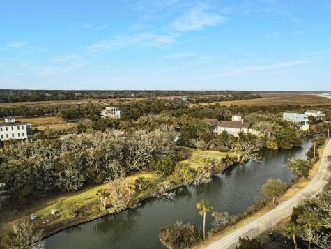 28 Sharks Tooth Circle Edisto Island SC 29438