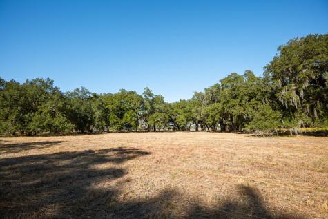 2 Mauricena Road Georgetown SC 29440