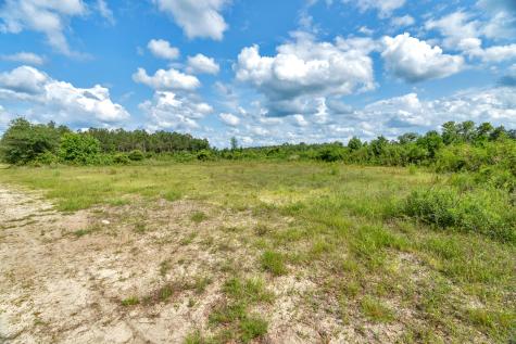 5120 N Brewington Road Manning SC 29102