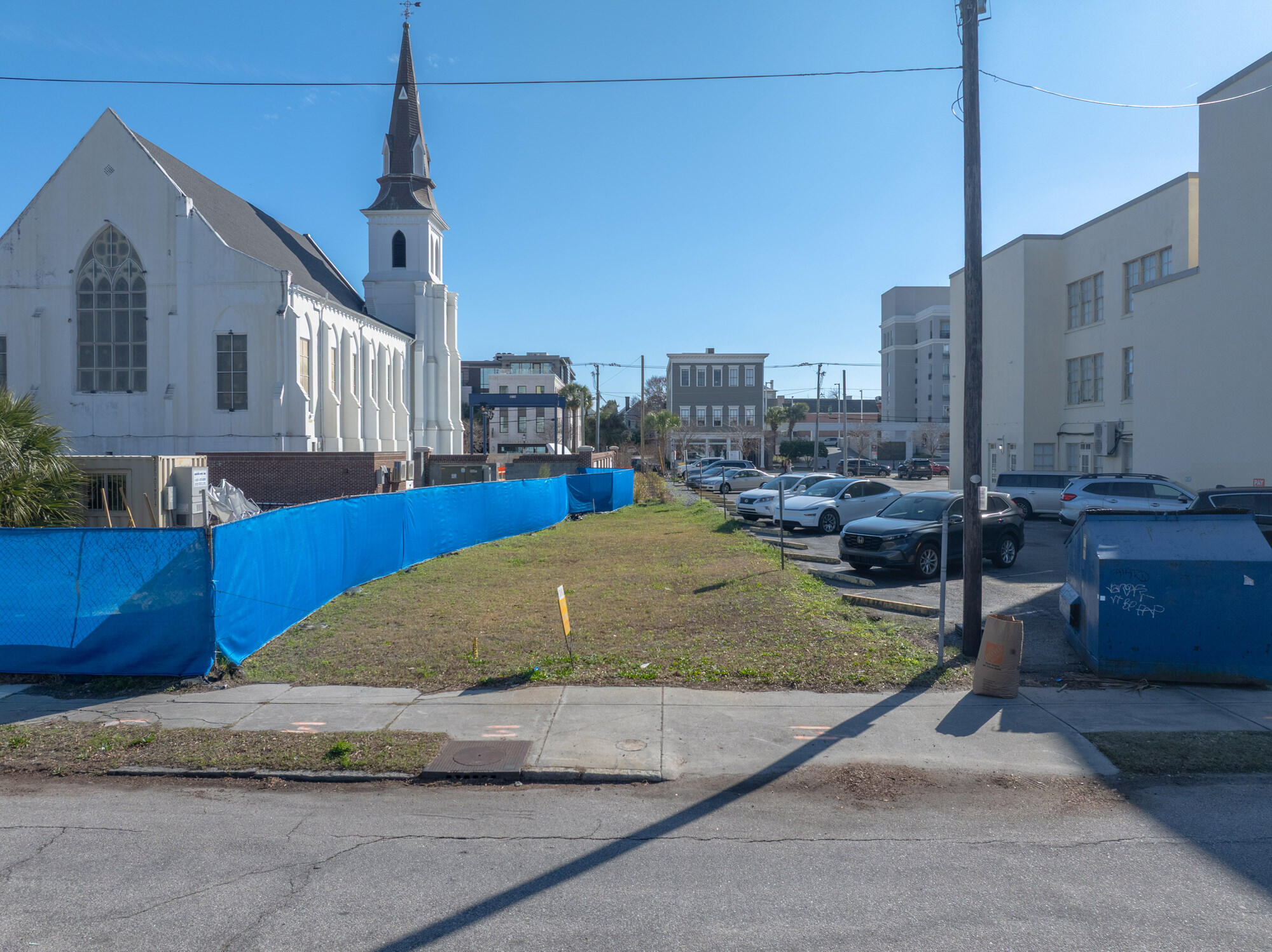 29 Henrietta Street Charleston SC 29403