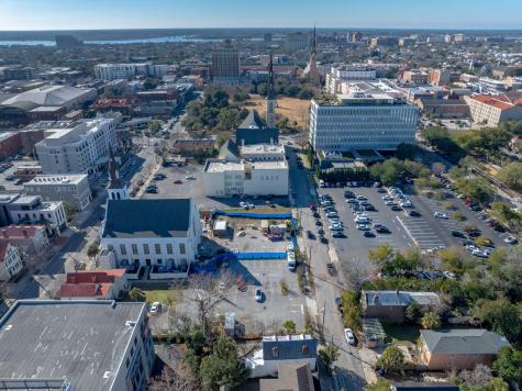 29 Henrietta Street Charleston SC 29403