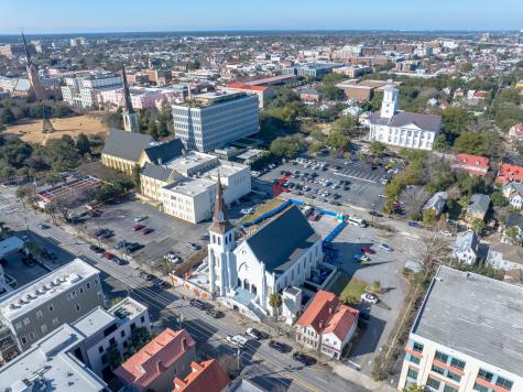 29 Henrietta Street Charleston SC 29403