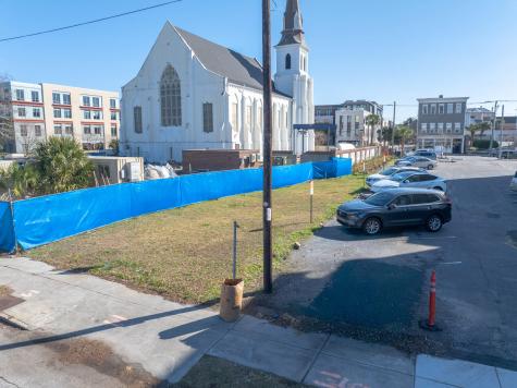 29 Henrietta Street Charleston SC 29403
