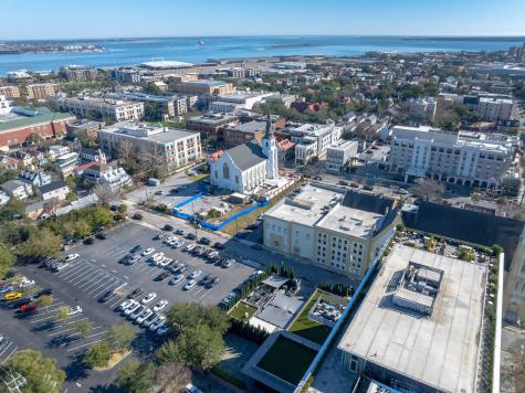 29 Henrietta Street Charleston SC 29403